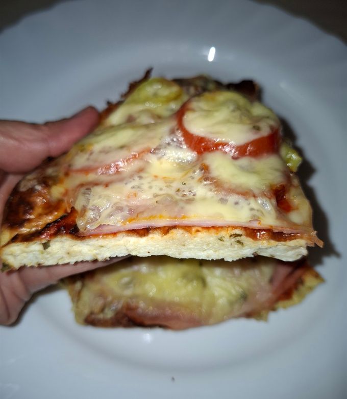 Gluténmentes pizza alap recept fotója