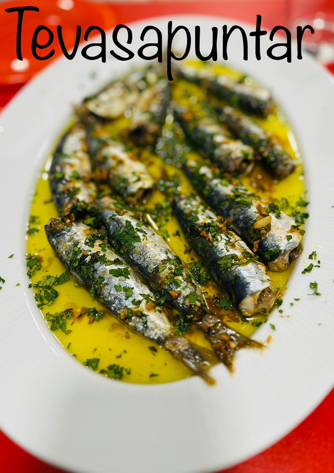 Una foto de Sardinas con Sriracha. 🐟 🌶️
