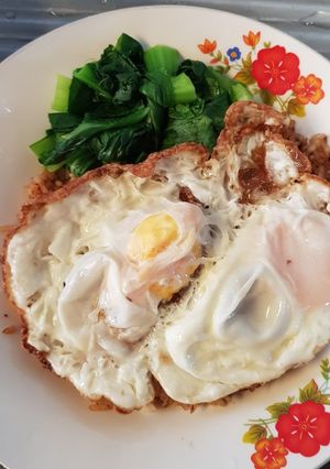 รูปของ ข้าวผัดน้ำพริกปลาย่าง