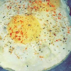 A picture of Half egg.