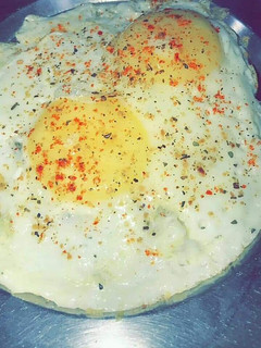 A picture of Half egg.
