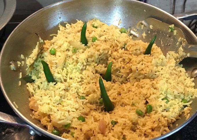 Simple yet Healthy & Yummiest 😋 One-Pot Peas Pulao