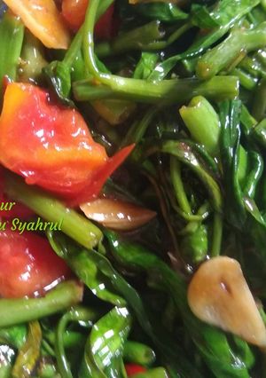 Foto resep Tumis kangkung Saori