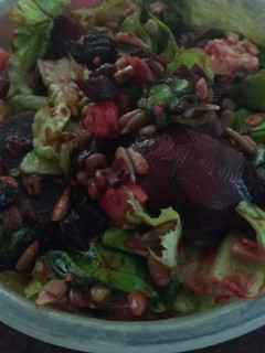 Una foto de Ensalada tibia de remolachas, ¡con un toque agridulce!