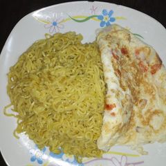 Spiced noodles and fried egg A picture of Spiced noodles and fried egg.