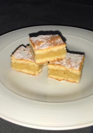 Nagymama almás pitéje recept fotója