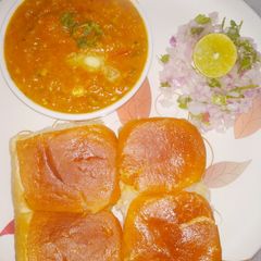 A picture of Pav Bhaji.