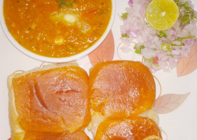 Recipe of Super Quick Homemade Pav Bhaji