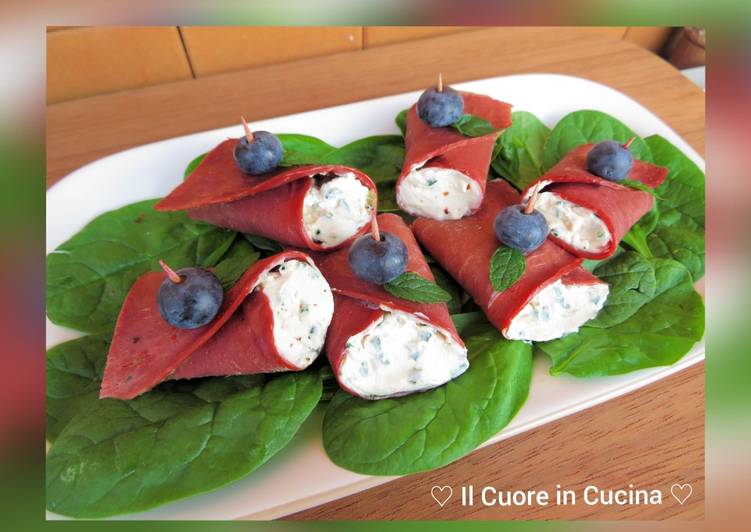 Step-by-Step Guide to Prepare Premiato Involtini di affettato Muscolo di Grano con formaggino alle erbe