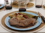 Una foto de entrecot barbacoa