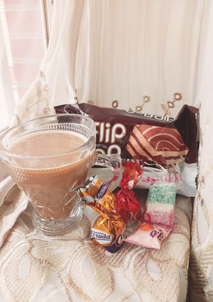 عکسی از دستور نسکافه داغ☕🍫🍬