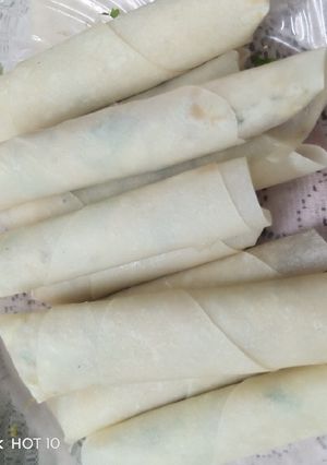 A picture of Chicken rolls.