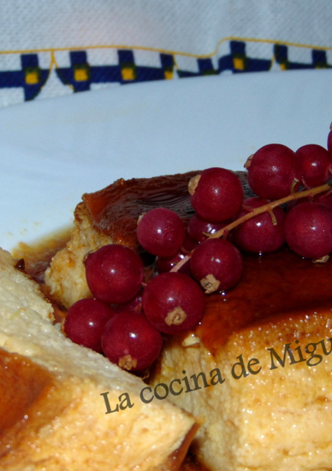 Una foto de Flan aromático de pera