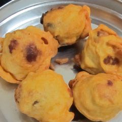 A picture of Bonda.