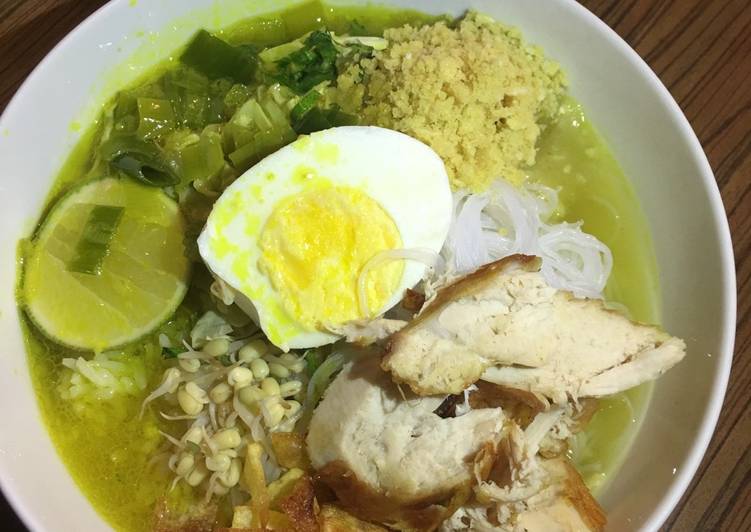 Langkah Mudah Memasak Soto Ayam komplit ala ibuku Anti Gagal