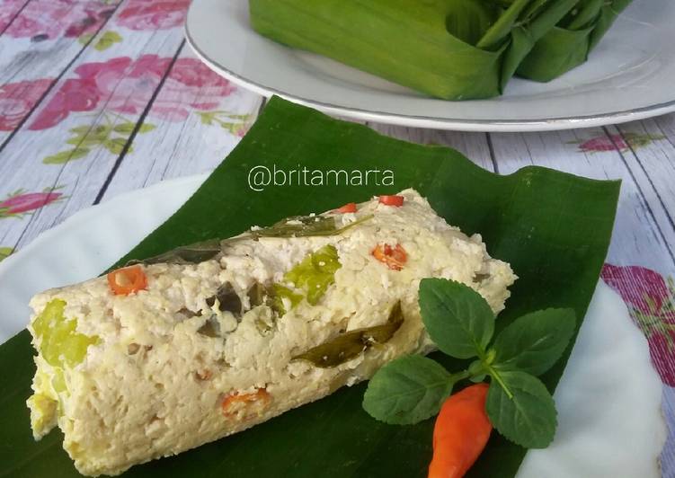 Pepes Tahu Pare/Peria (#PR_BukanPepesanKosong) Pepes Tahu Pare/Peria (#PR_BukanPepesanKosong)