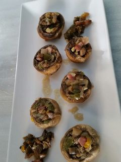 Una foto de Champiñones Rellenos con Verduras y Bacon (110)