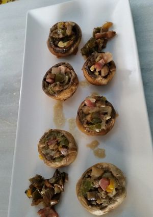 Una foto de Champiñones Rellenos con Verduras y Bacon (110)