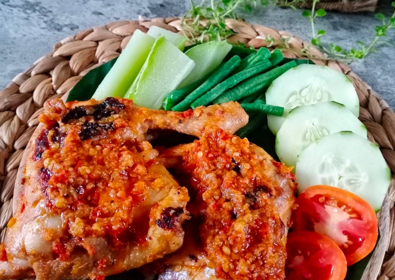 Ayam bakar taliwang