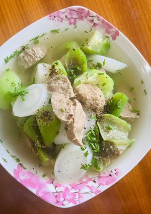 Hình của món Canh mướp bò viên.