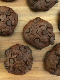 Una foto de Cookies doble chocolate