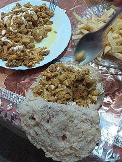 صورة لوصفة شاورما بخبز طاجين