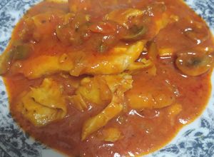Una foto de Merluza en salsa de tomate