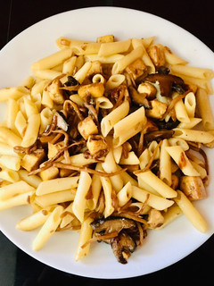 Foto de Tofu com cogumelos e rebentos de soja