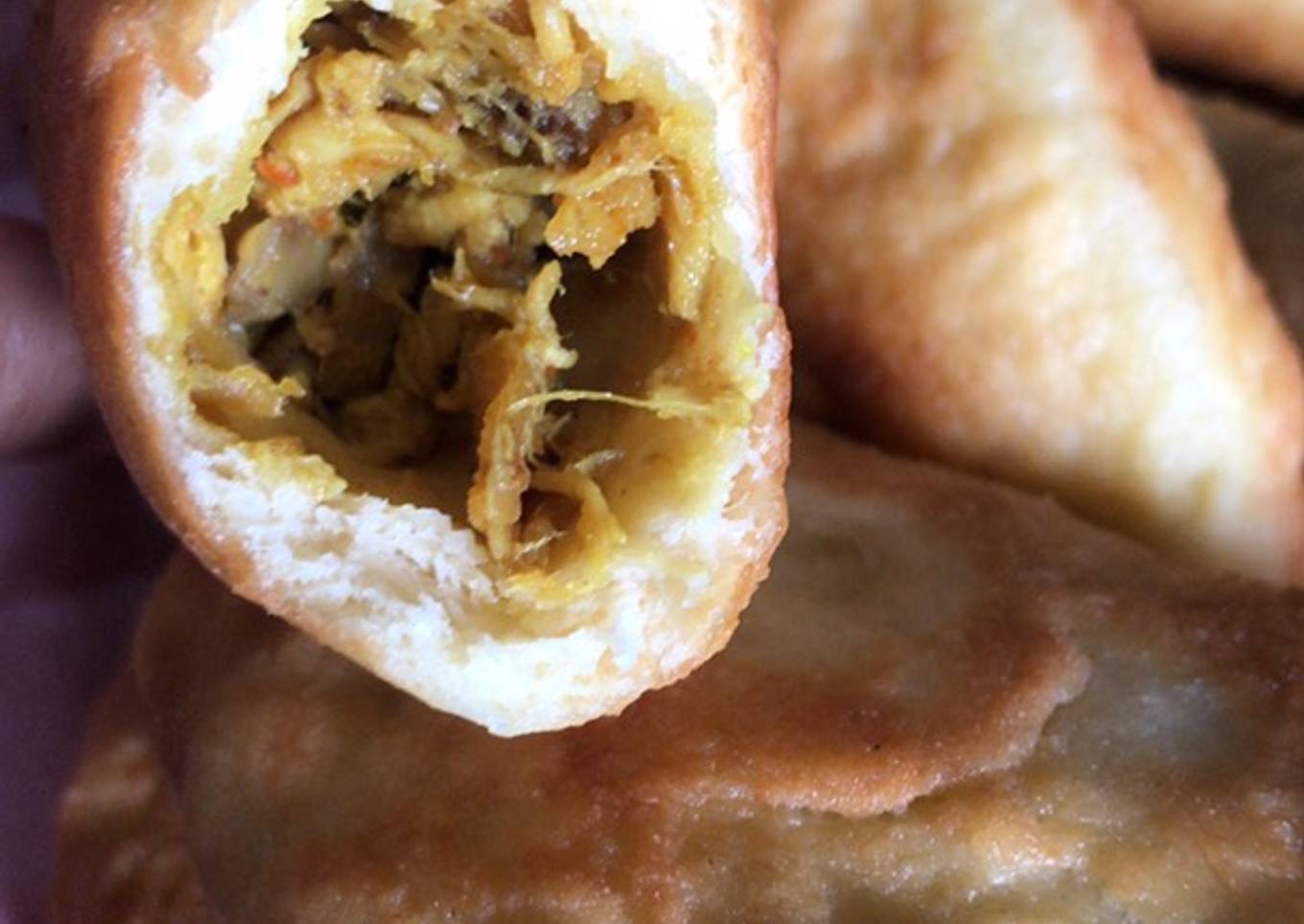 Panada ayam suwir