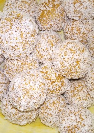 Una foto de Trufas con galletitas maná de leche