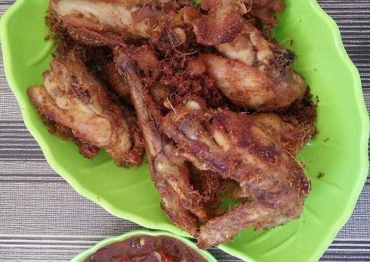 Ayam ungkep bumbu kuning