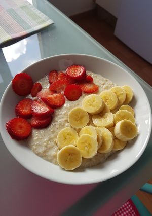 Una foto de Gachas con leche y avena