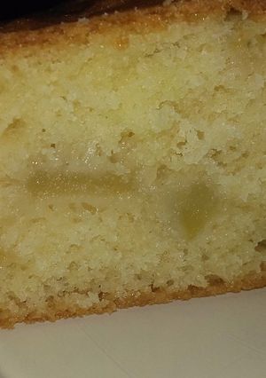 Una foto de Bizcochuelo con trocitos de manzana