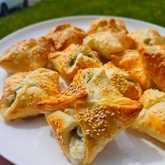 A picture of Fresh onions & Feta cheese pastry pockets.