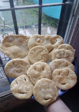 Una foto de Simpáticas torta frita emoji 😀