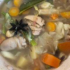 รูปของ 18. Sop Ayam Rempah ala Pak Min Klaten