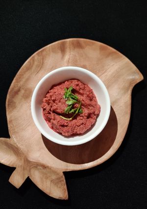 A picture of Beetroot chana chutney.