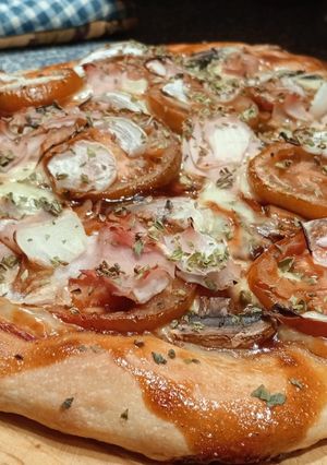 Una foto de Smoked Whiskey Pizza