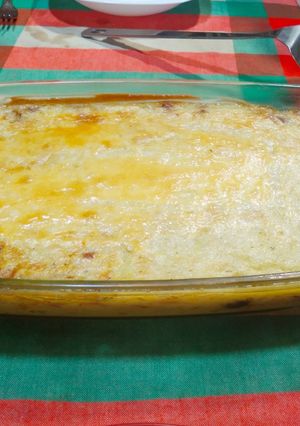 Una foto de Pastel gratinado de patata y codillo de cerdo