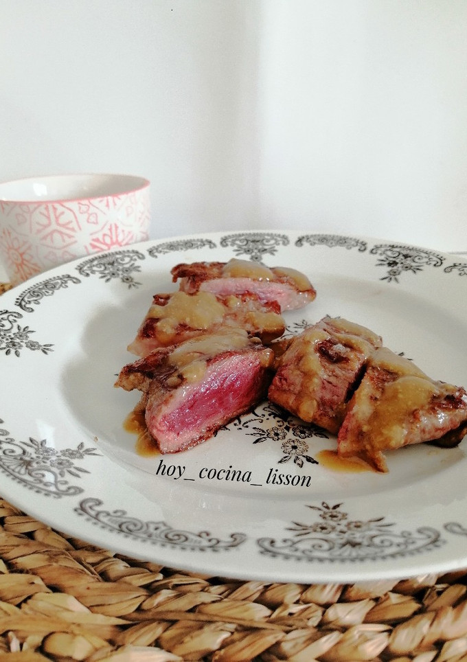 Una foto de Secreto ibérico con salsa de cerveza