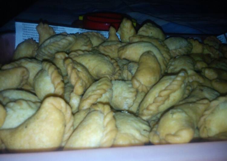 Pastel mini isi abon renyah bingitttt