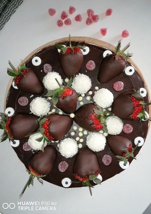O poză a rețetei Tort cu ganache de ciocolată.