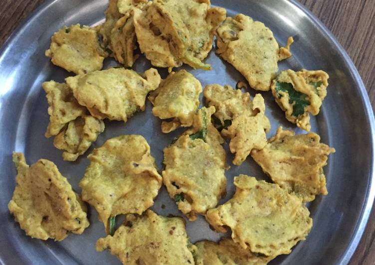 Steps to Make Quick Ajwain leaf pakora