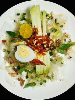 Hình của món Bánh tráng trộn nhà làm.
