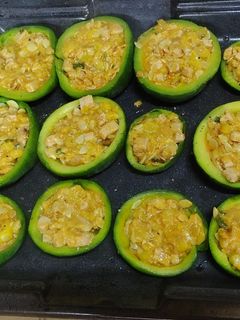 Una foto de Zapallitos redondos rellenos 😋
