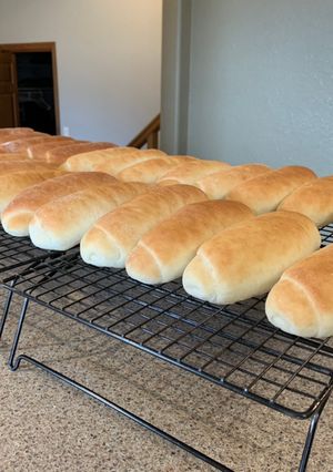 A picture of Hot dog buns.