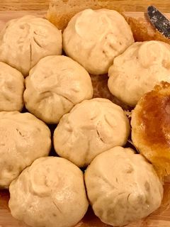 高麗菜生煎包 的食譜成品照片