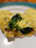 Omelette de kale con aguacate