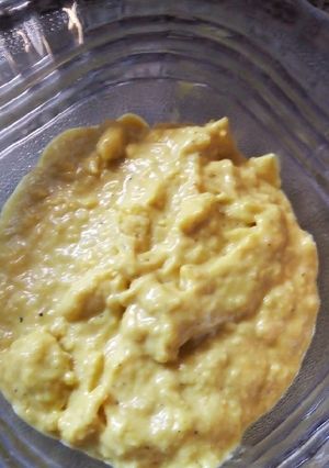 Una foto de 🧡Salsa cremosa de mostaza 🧡
