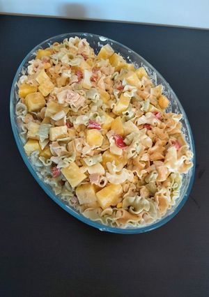 A picture of Fresh pasta salad.